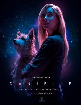 2017_-_danielle_promo.jpg